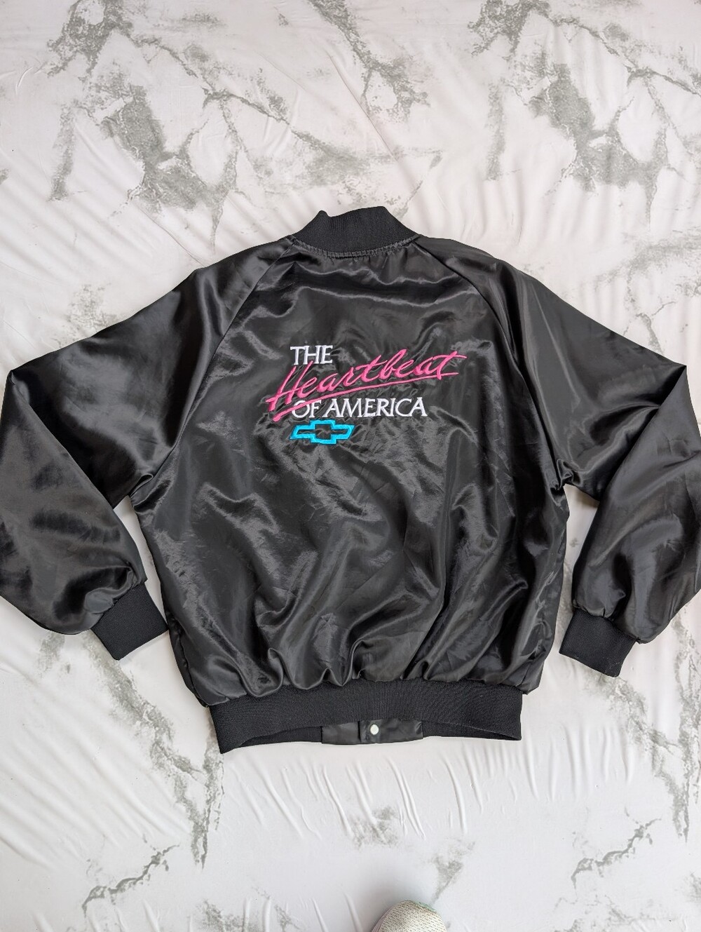 Satins Chevrolet The Heartbeat of America Black Lightweight Bomber Jacket Large